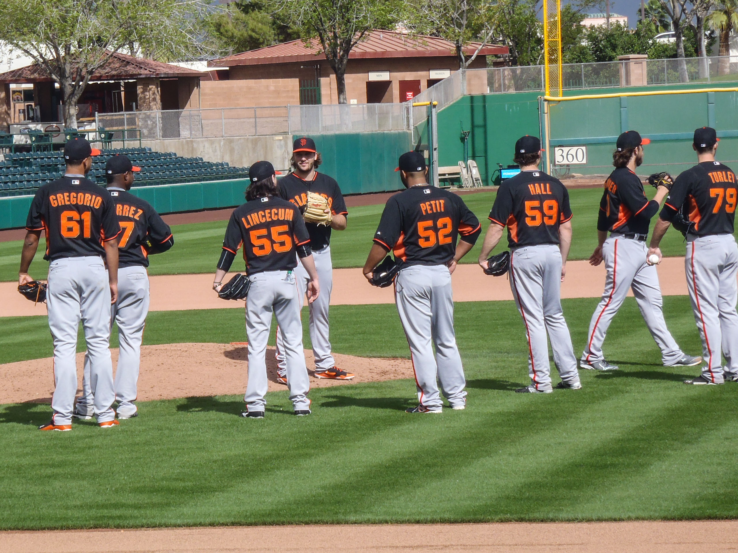 Read more about the article Giants Fever in Scottsdale